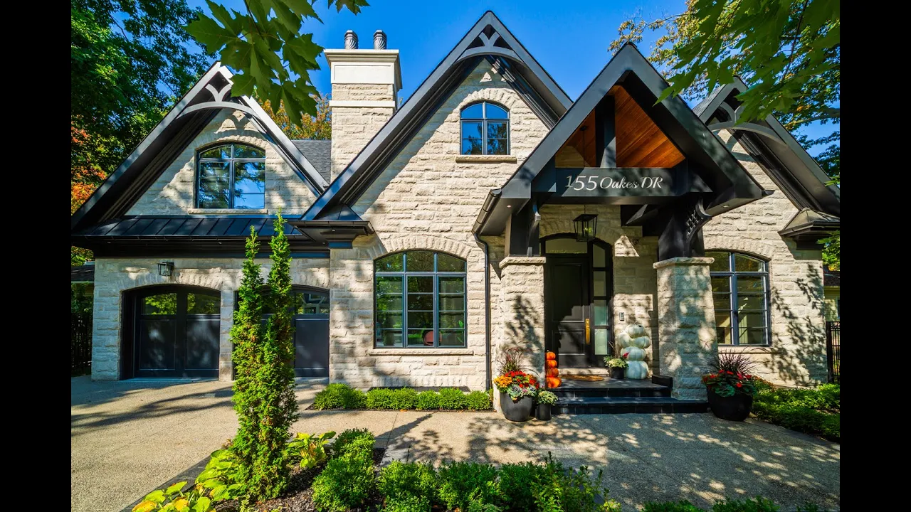 Mineola Custom Home - Mississauga
